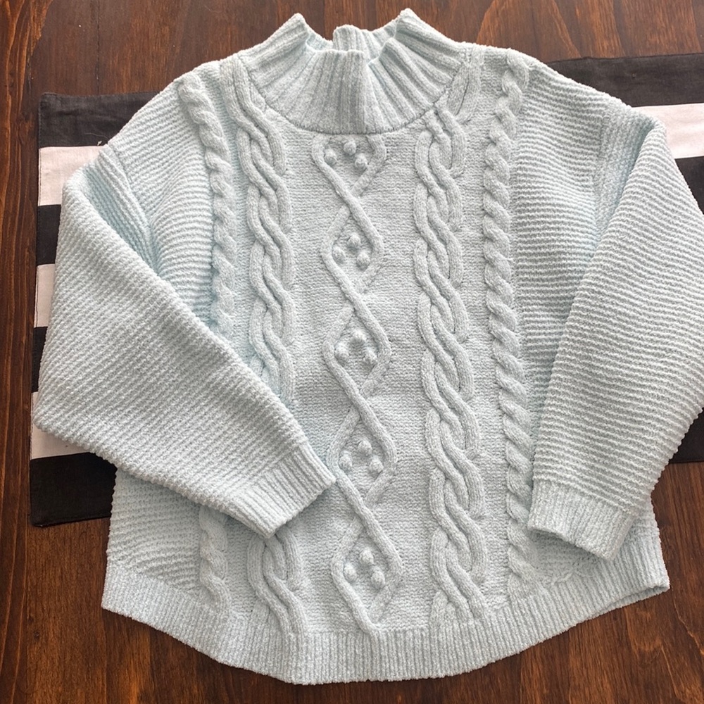 Girls Cat & Jack sweater. Size M (7/8).